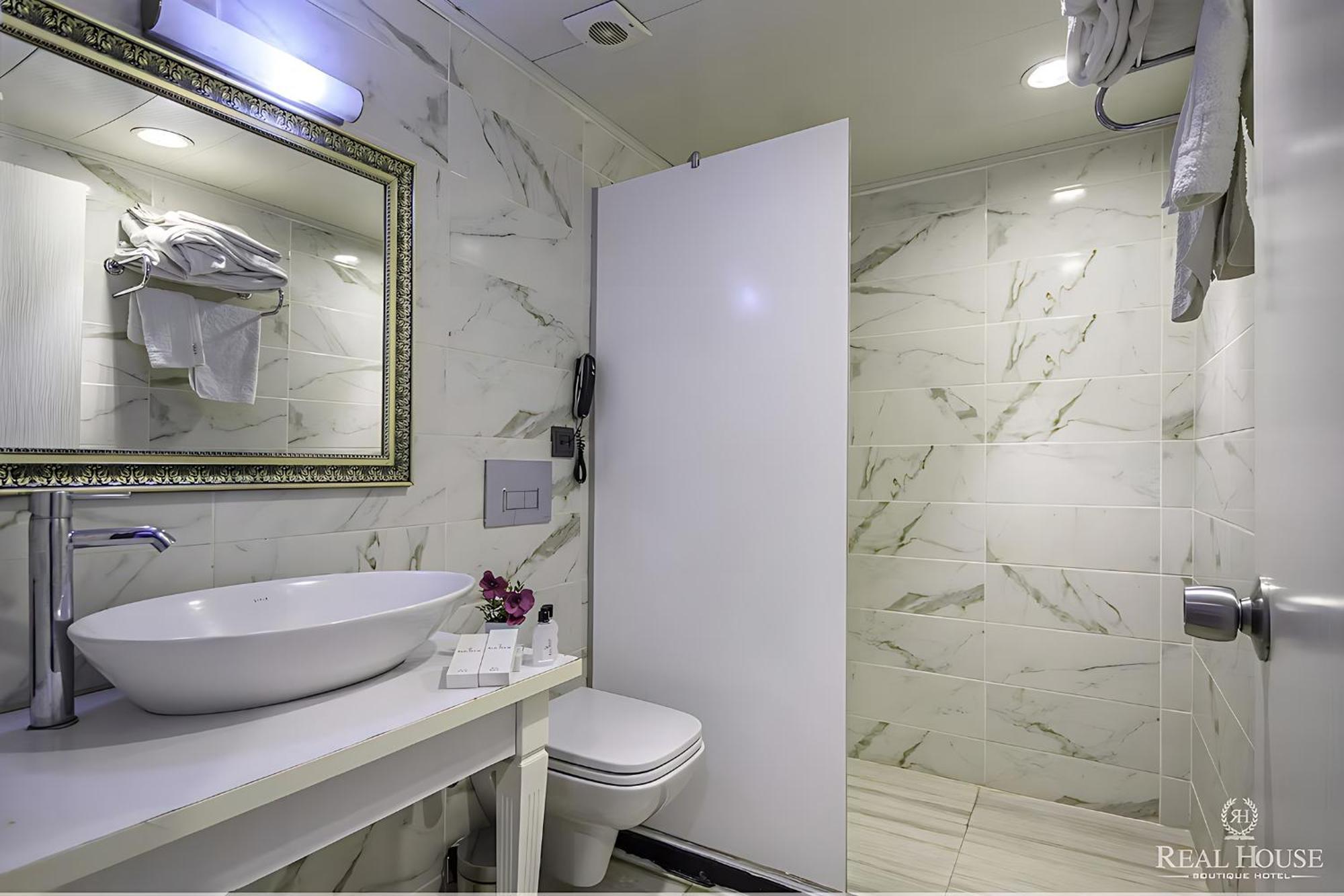 Real House Hotel Kayseri Bagian luar foto